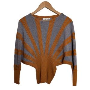 Liquid by Sioni bat sleeve grey & orange cinched waist pullover sweater